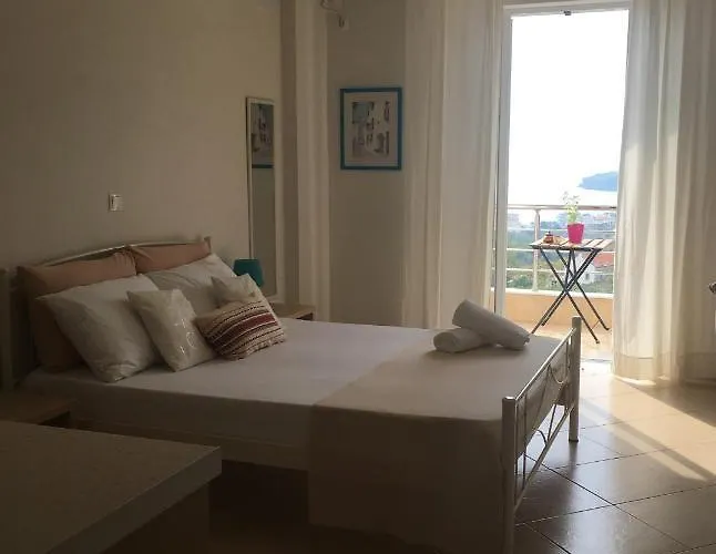 Marika\'S Apartments